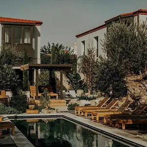 https://bernadet-alacati.hotelsofizmir.com