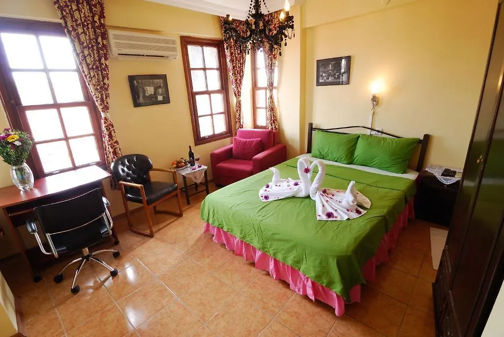 Dantel Pansiyon Antalya
