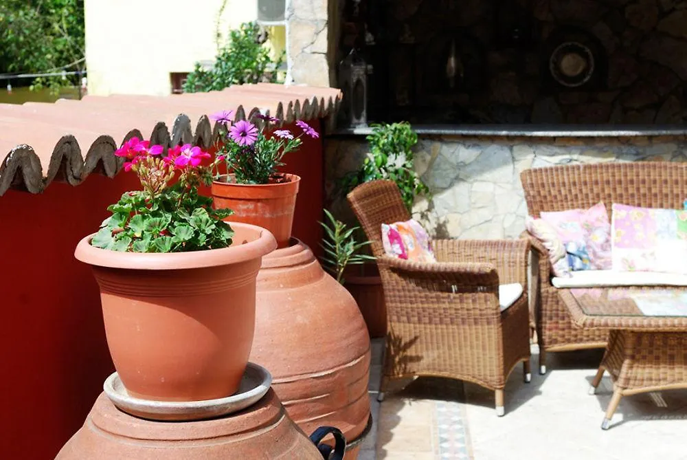 Dantel Pansiyon Antalya